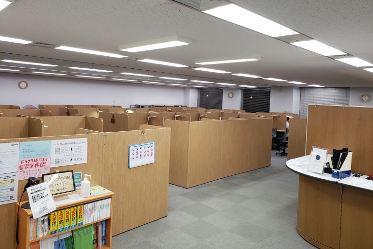 新浦安教室の写真